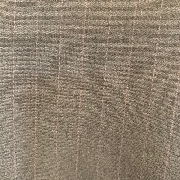 Business suit. - Picture 3 of 3